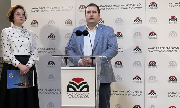 Fejsztámer: Megvárhatták volna a tanév végét a buszjáratok megszüntetésével