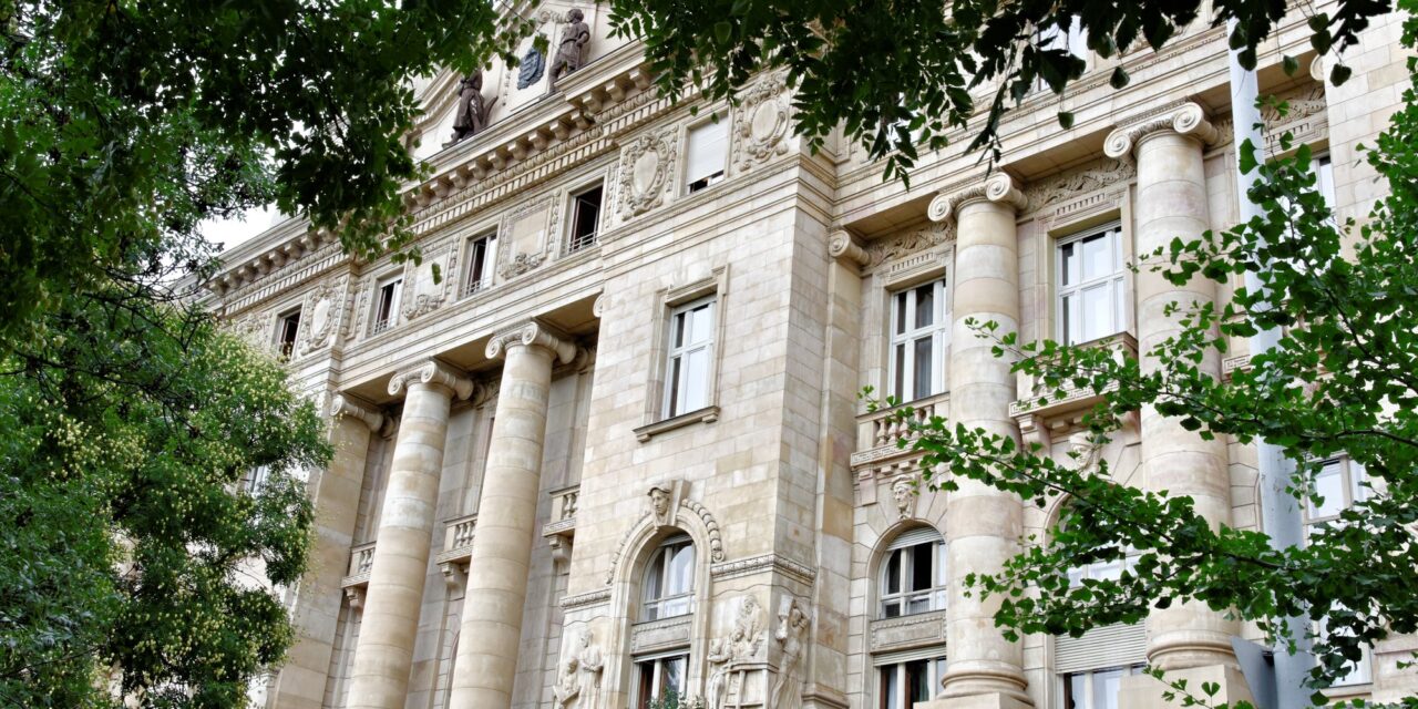 MNB-botrány, ülhet-e ezért bárki is?