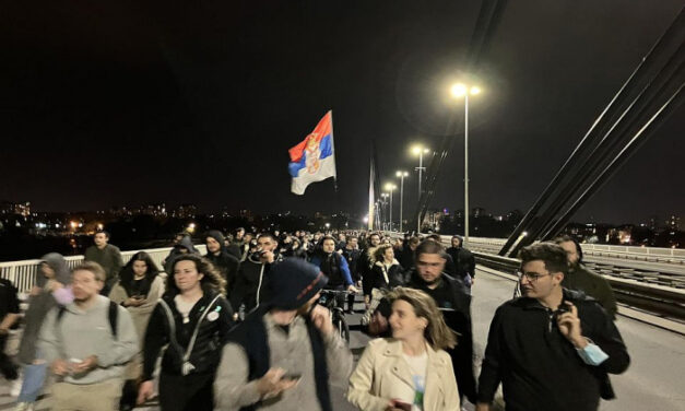 „Cserbenhagytuk az egyetemistákat”