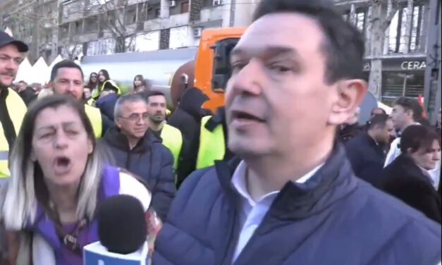 Ismét megtámadták Nemanja Šarovićot (videó)