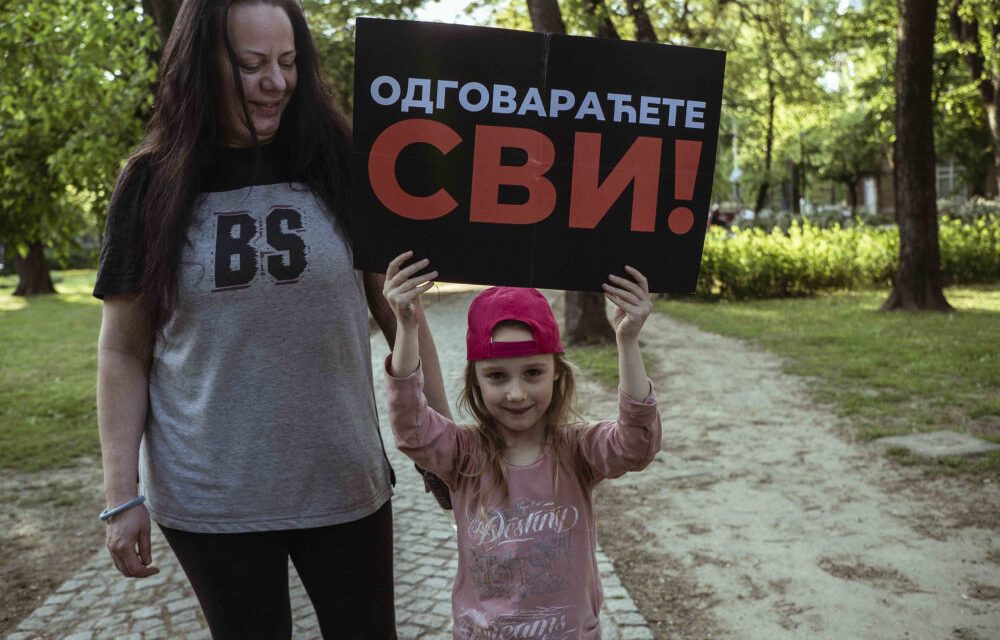 Segítené az egyetemistákat az évforduló megszervezésében?