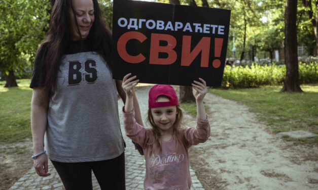 Segítené az egyetemistákat az évforduló megszervezésében?