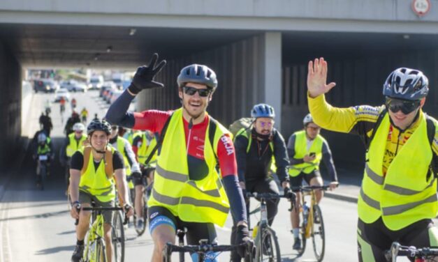 Biztonságosan, de lassabban haladnak Magyarországon a biciklis egyetemisták