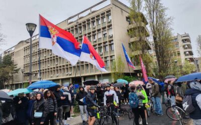 Elindultak Újvidékről Strasbourgba a bicikliző egyetemisták