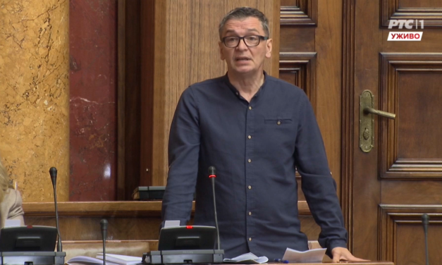 „Egy tönkrement használtáru-boltra igen, új kormányra nem hasonlít a mostani”