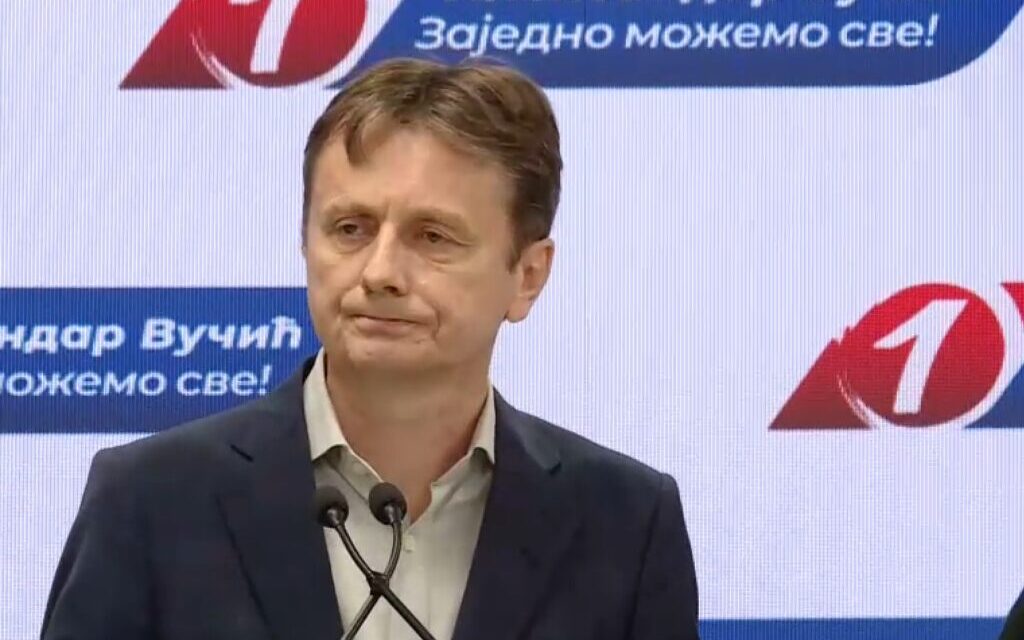 Élő műsorban lett rosszul a miniszter