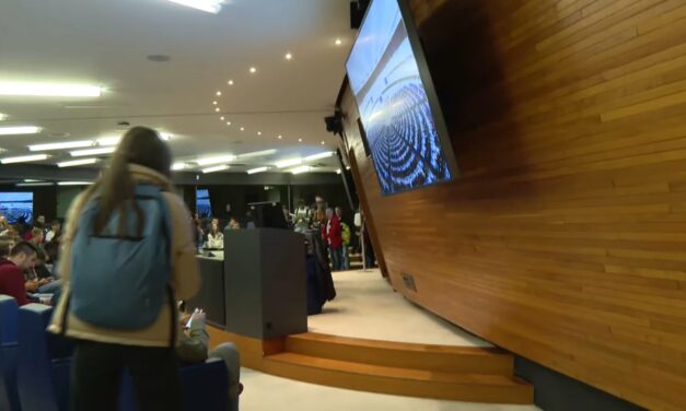 Legalább három percben beszélni fognak a szerbiai helyzetről az Európai Parlamentben