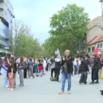 Börtönbe zárták az újvidéki polgári gyűlések két aktivistáját