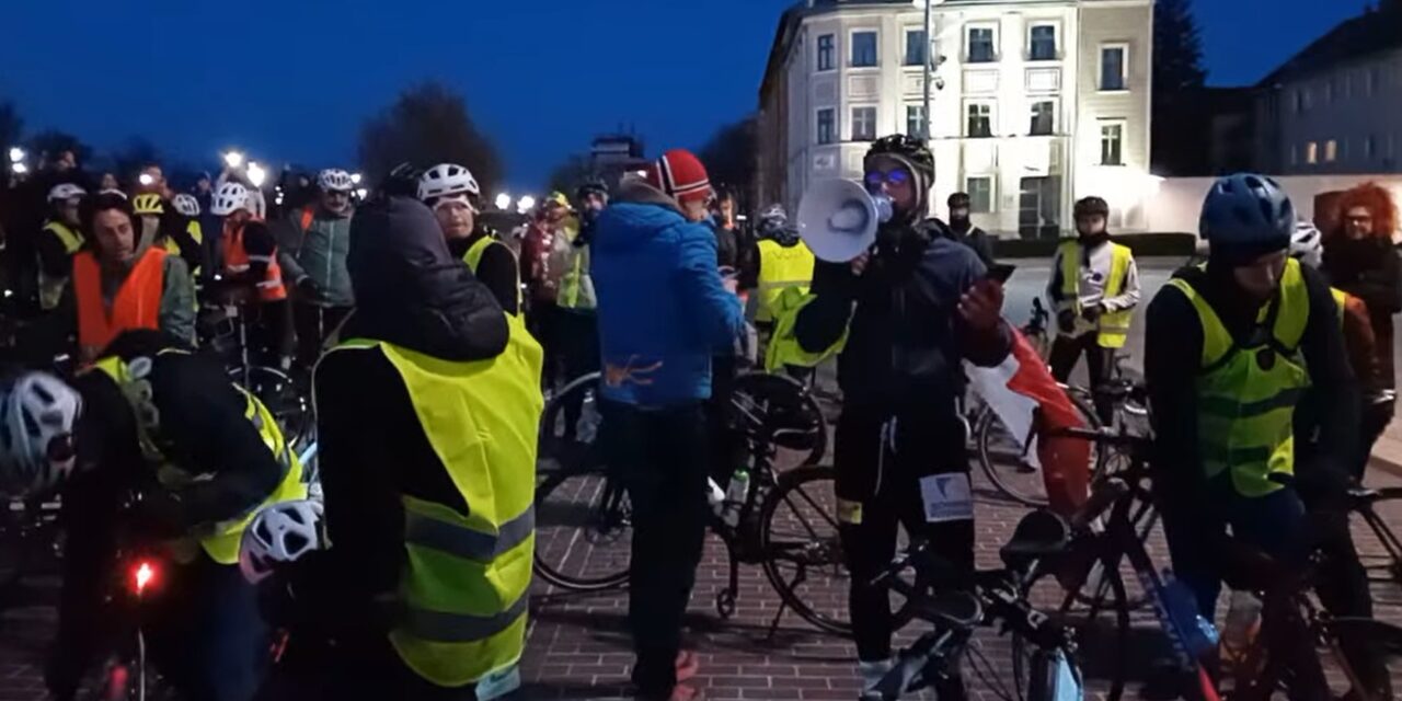 Vataščin Péter Neszmélytől Győrig kerekezett az egyetemistákkal