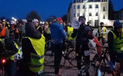 Vataščin Péter Neszmélytől Győrig kerekezett az egyetemistákkal