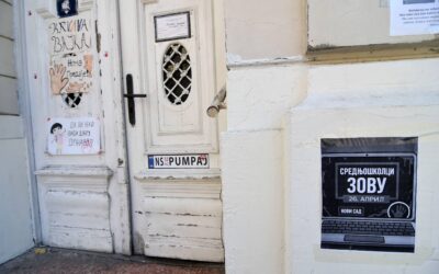 Elindultak gyalog az újvidéki tüntetésre a belgrádi középiskolások