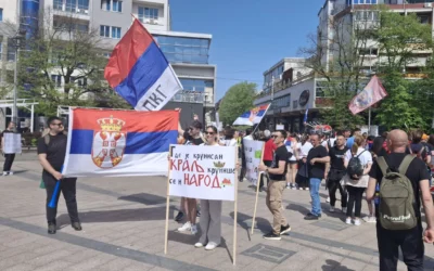 Kraljevóban 16 órás blokádot tartanak a tüntetők