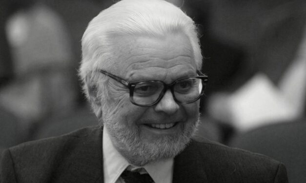 Elhunyt Ljubomir Simović akadémikus