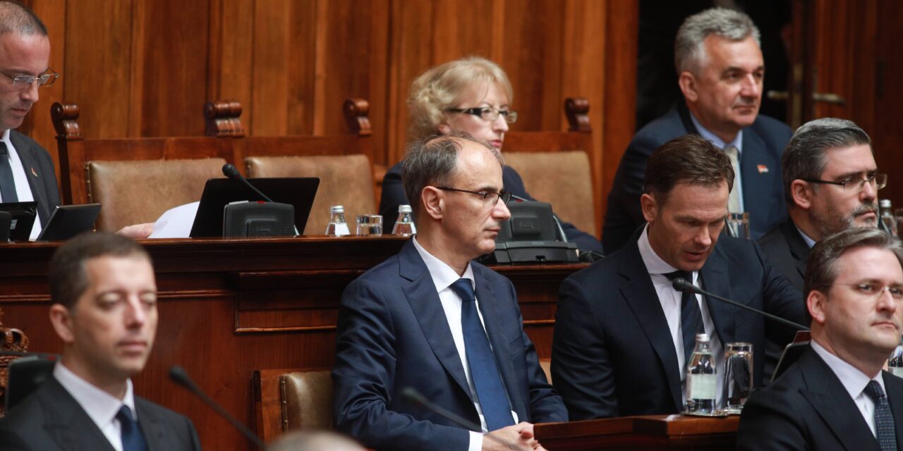 Megalakult Szerbia új kormánya