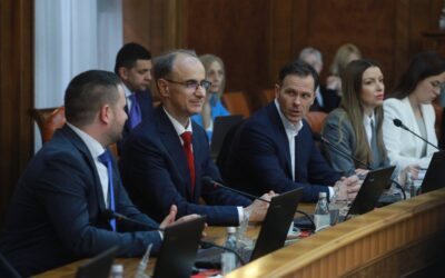 A kormány csak annyit üzen: nincs ok aggodalomra