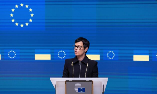 Uniós bővítési biztos: Komoly problémáink vannak Belgráddal