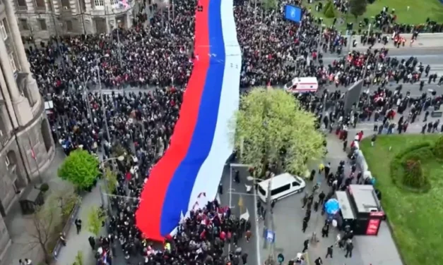 Leváltották az igazgatót, mert megtagadta, hogy zsarolja az alkalmazottakat