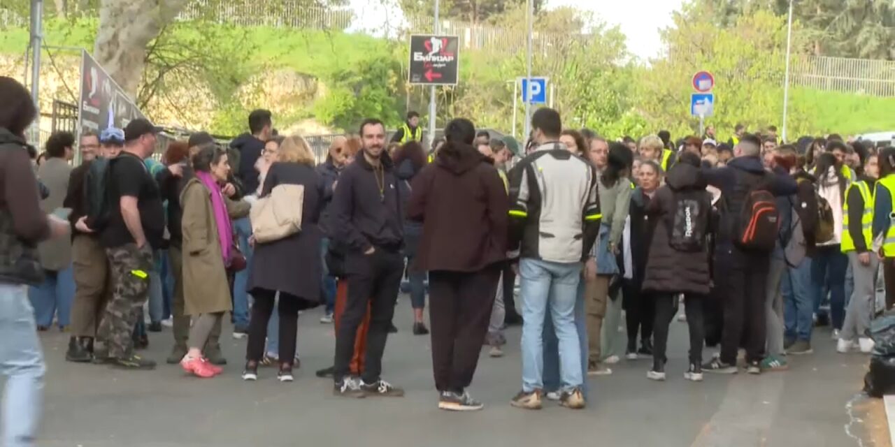 A köztévé dolgozói közül többen már nem vállalják a munkát?