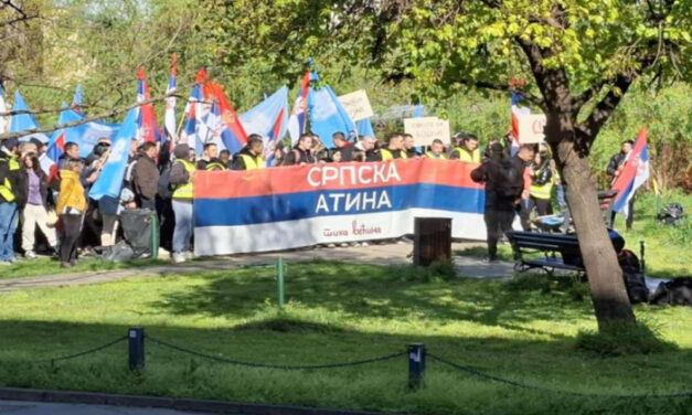 Újvidékről is gyalogolnak fiatalok Vučić belgrádi nagygyűlésére