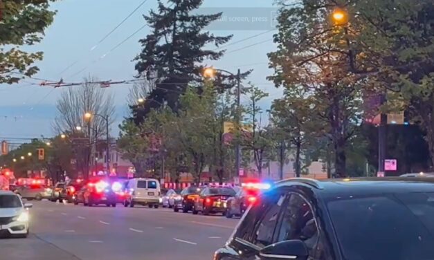 Autó hajtott a tömegbe egy vancouveri fesztiválon, halottak is vannak