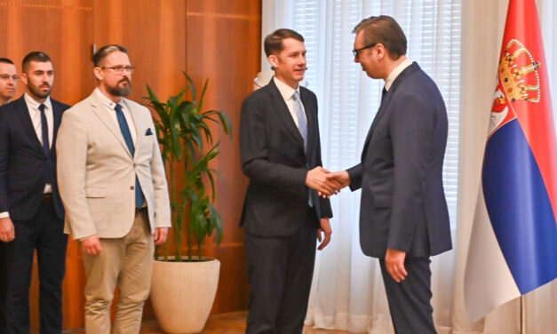 <span class="entry-title-primary">VMDK: Nem illetékes!</span> <span class="entry-subtitle">A VMDK állásfoglalása Aleksandar Vučić elnök konzultációiról</span>