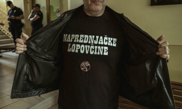 Zec: Az is lehet, hogy babonásak, azért nem engedtek be az ülésre