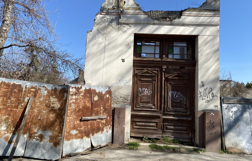 Támadás alatt: A beruházói urbanizmus hatása a szabadkai közterületekre