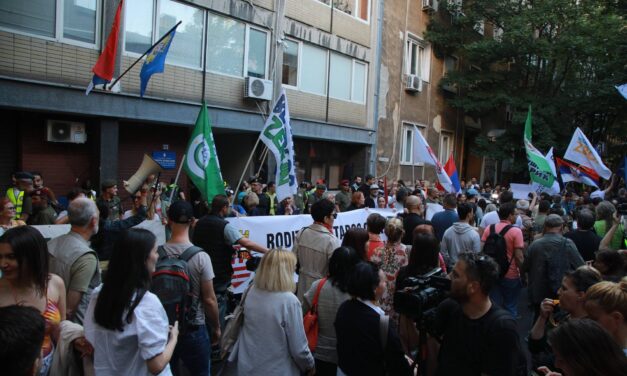 Véget ért a Ćacilend megszállása ellen szervezett tüntetés