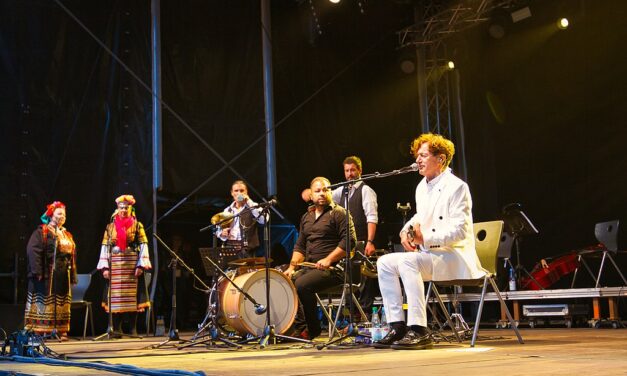 Lettország nemkívánatos személlyé nyilvánította Goran Bregovićot