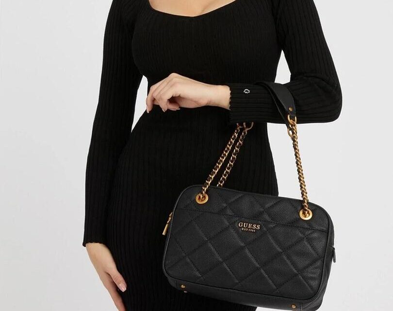 Miért válassz fekete bőr válltáskát?