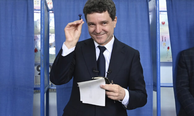 Az alkotmánybíróság elutasította George Simion kifogását