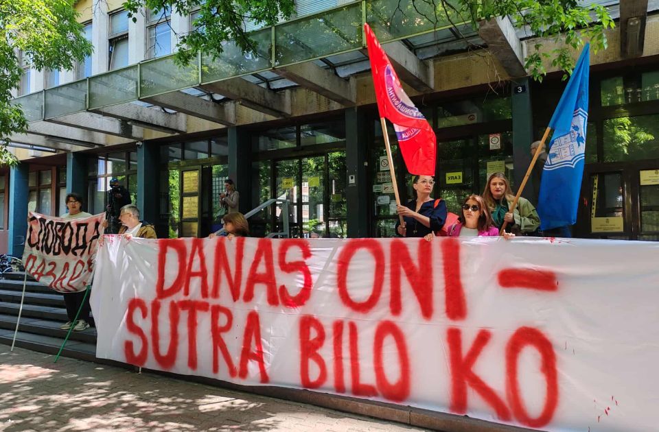 „Szabadságot az embereknek, börtönt az emberteleneknek”