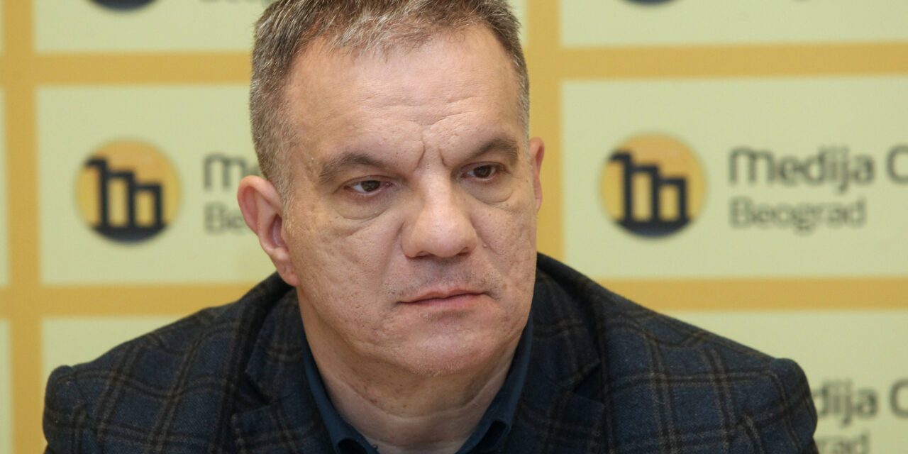 Miniszter: Igazolatlan órát kap, aki hétfőn a tiltakozás miatt nem megy iskolába