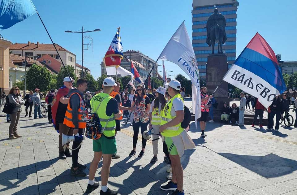 Elindultak Nagybecskerekről Szabadkára az egyetemisták – gyalog