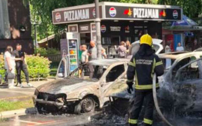 A tűz martalékává lett a Mercedes