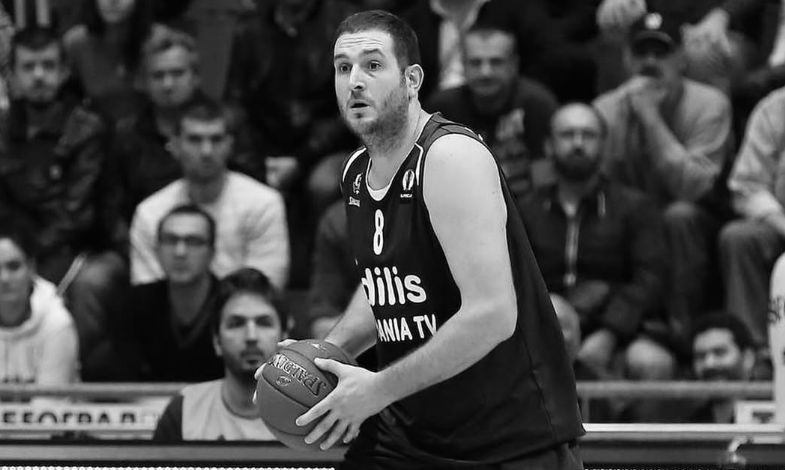 Tragikus hirtelenséggel elhunyt a korábbi válogatott játékos