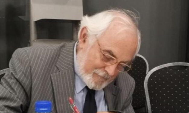 Mák Ferenc kapta a Herceg János-díjat