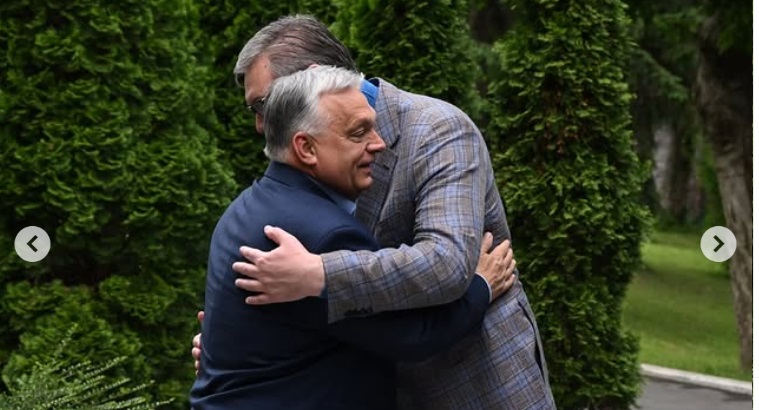 SRCE: Mit keresett itt valójában Orbán?