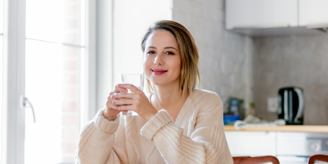 Reggeli rutin: egy pohár víz előnyei