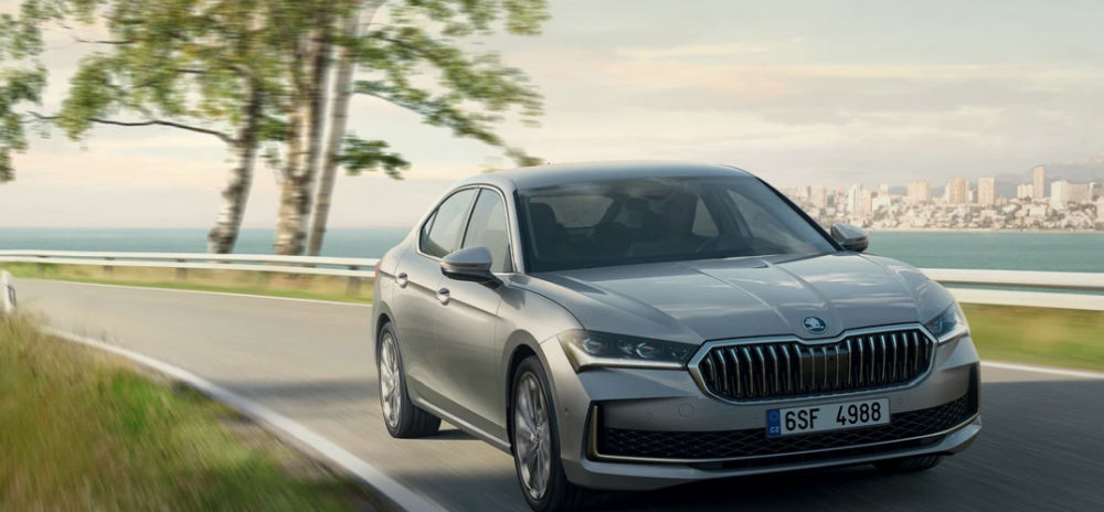 Megemelték a közszolgáltatás díját, majd vettek egy Škoda Superbet