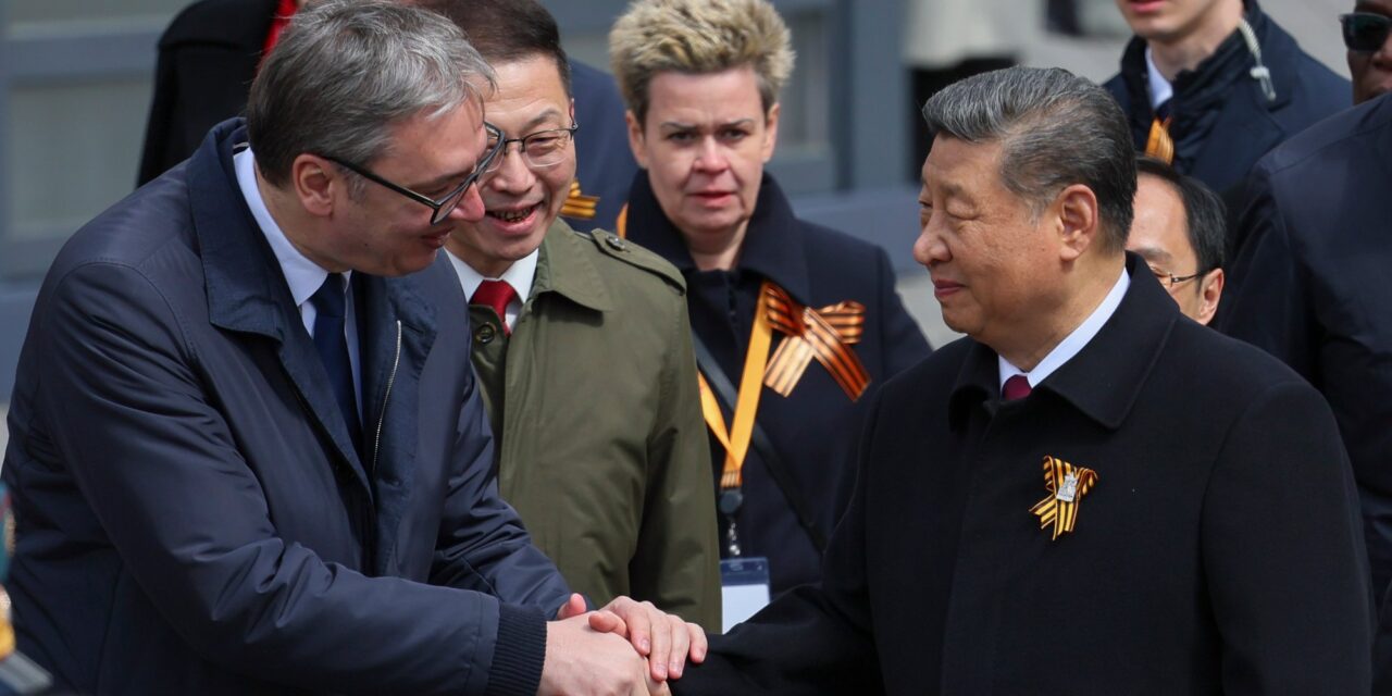 Vučić tájékoztatta a kínai elnököt, hogy legyőzte a színes forradalmat