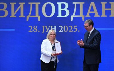 Vučić kitüntette az MTTK dékánját