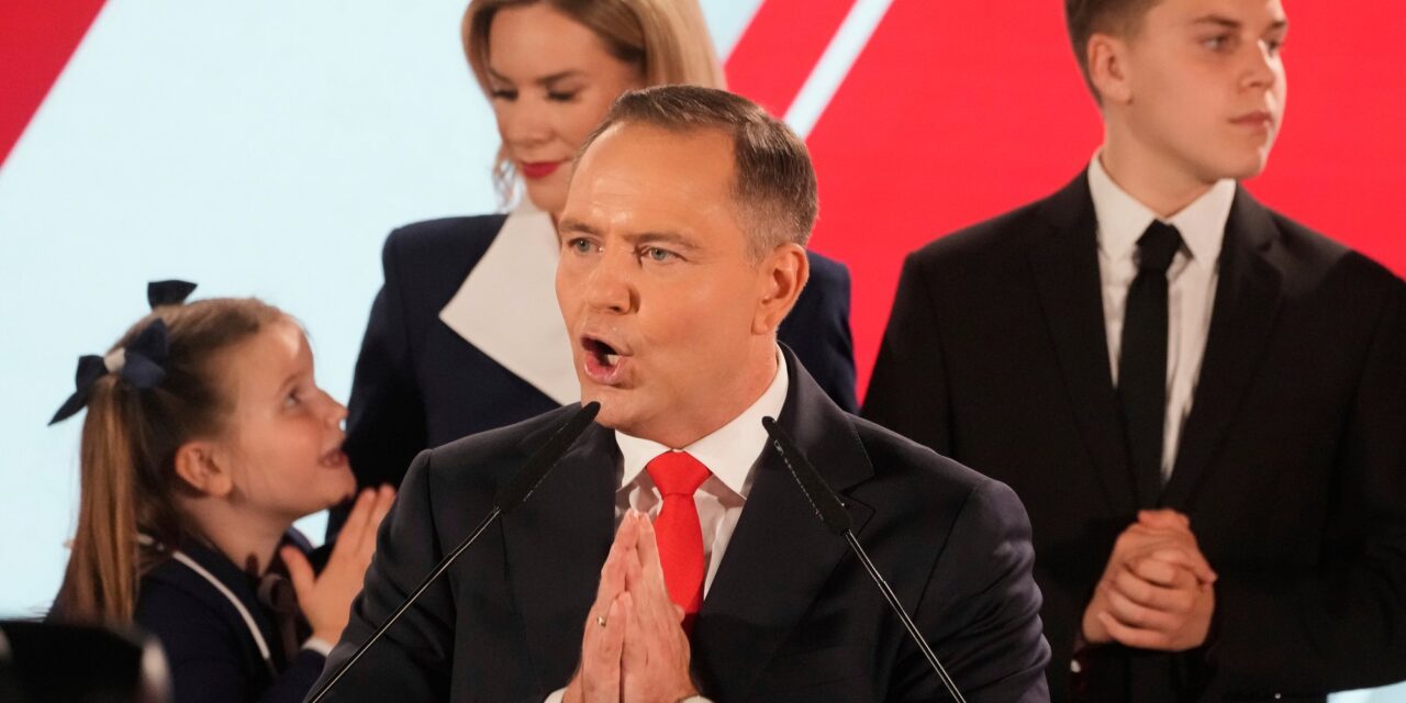 Lengyelország választott, továbbra is konzervatív személy tölti be az elnöki tisztséget