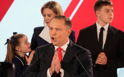 Lengyelország választott, továbbra is konzervatív személy tölti be az elnöki tisztséget