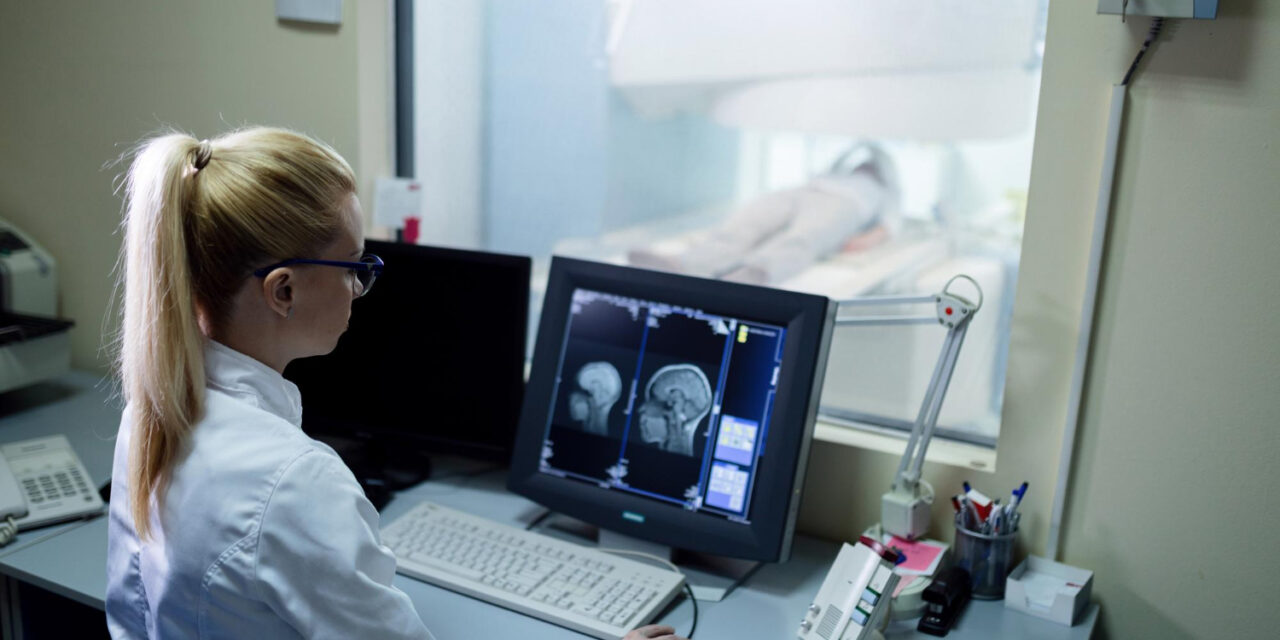 Karnyújtásnyira az agydaganat kezelésére meghatározott jótékonysági összeg