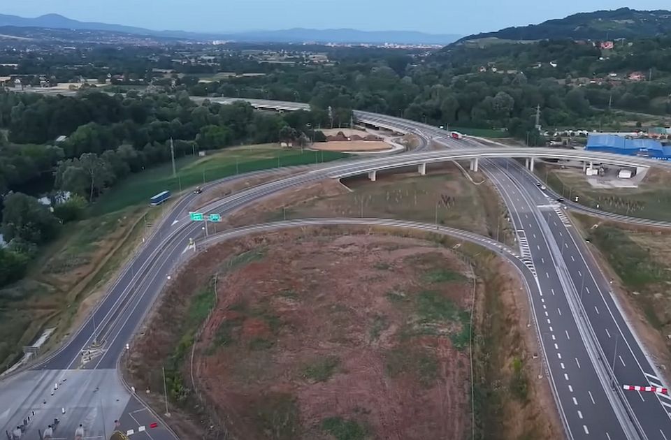 Engedély nincs, autópálya-avatás lesz