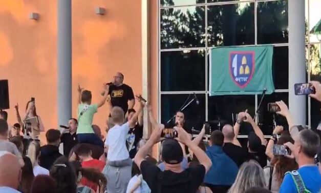 Haladó aktivisták provokáltak incidenst a Beogradski sindikat futaki koncertjén