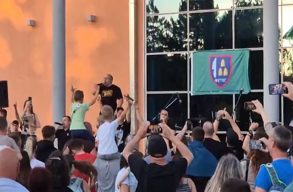 Haladó aktivisták provokáltak incidenst a Beogradski sindikat futaki koncertjén