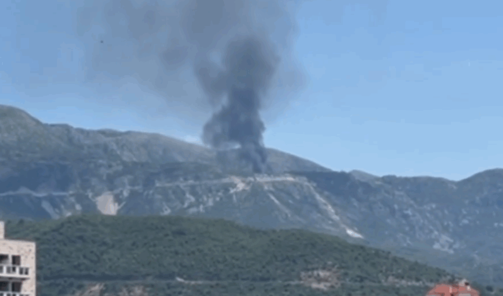 Tűz ütött ki Budva fölött