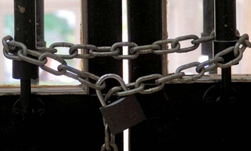 Blokád alá vették a dékáni hivatalt az orvostanhallgatók